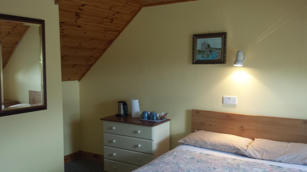 The Perrin Inn Glengarriff Szoba fotó